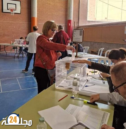 فوز الإسبانية من أصول مغربية نعيمة العرفة بمقعد في الإنتخابات الجهوية الإسبانية