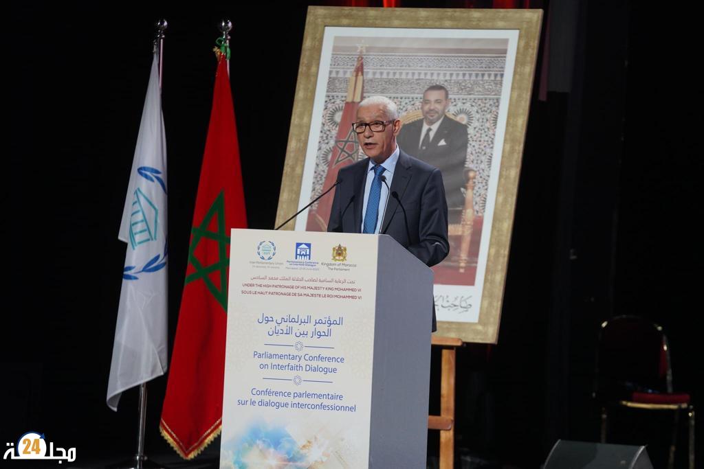 جلالة الملك: “من المؤسف أن يصبح العداء للأديان مادة مفضلة للمزايدات الانتخابية”