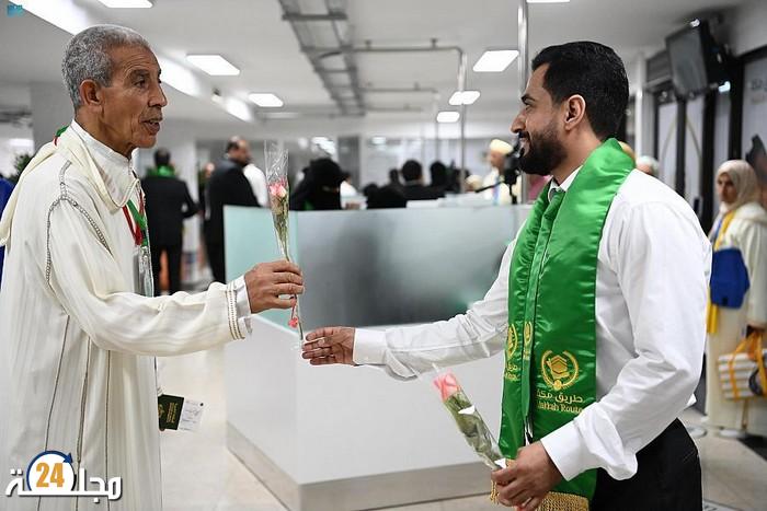 وصول أولى رحلات الحجاج المغاربة ضمن مبادرة “طريق مكة”