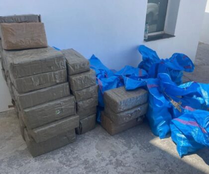 أمن ميناء طنجة يُجهض تهريب أزيد من طن مخدر الشيرا