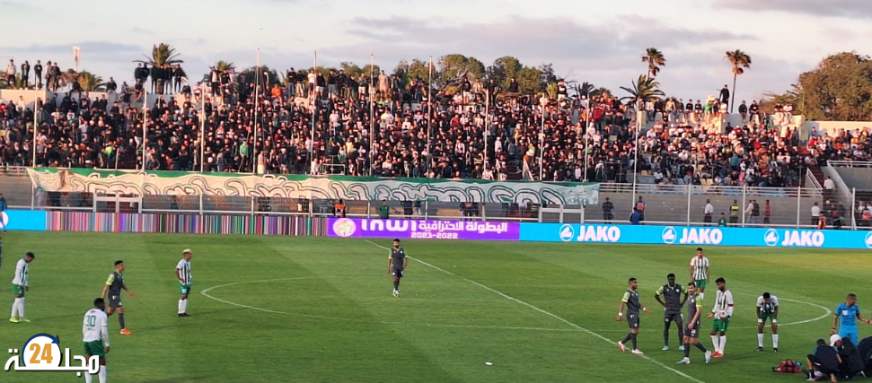 الدفاع الحسني الجديدي يؤزم وضعيته بعد هزيمة قاسية أمام مولودية وجدة