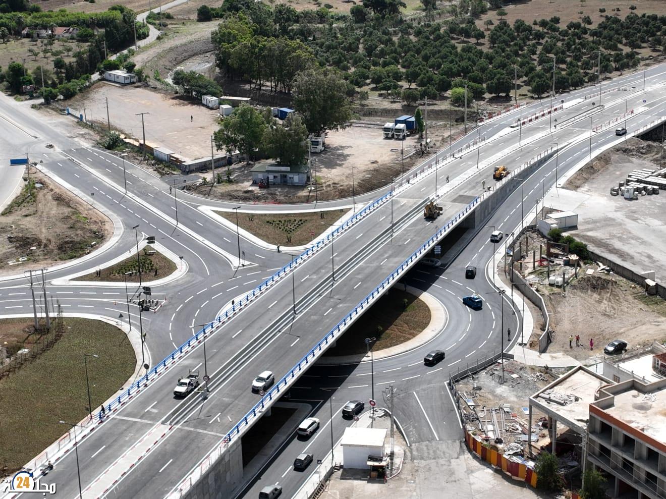 فتح الممر فوق أرضي ملوسة بطنجة أمام حركة المرور