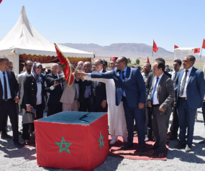 ميدلت ….. إطلاق مجموعة من المشاريع التنموية تهم قطاع التجهيز والماء الصالح للشرب