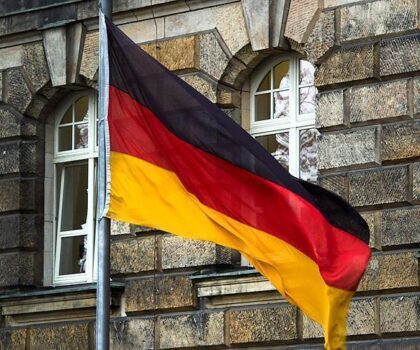 في كل التخصصات والمهن.. ألمانيا تعلن حاجتها آلاف العمال من كل الدول