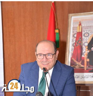 النظام الجزائري.. ترفضه فرنسا، فيرتمي في أحضان موسكو..