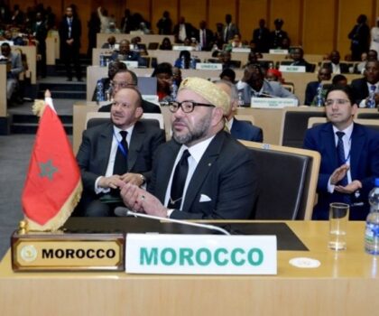 تحت قيادة جلالة الملك.. المغرب مرجع أساسي في الاستقرار و السلام والأمن في إفريقيا