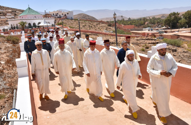 السيد محمد سعد الدين سميج، يشرف على تقديم هبة ملكية باقليم تيزنيت