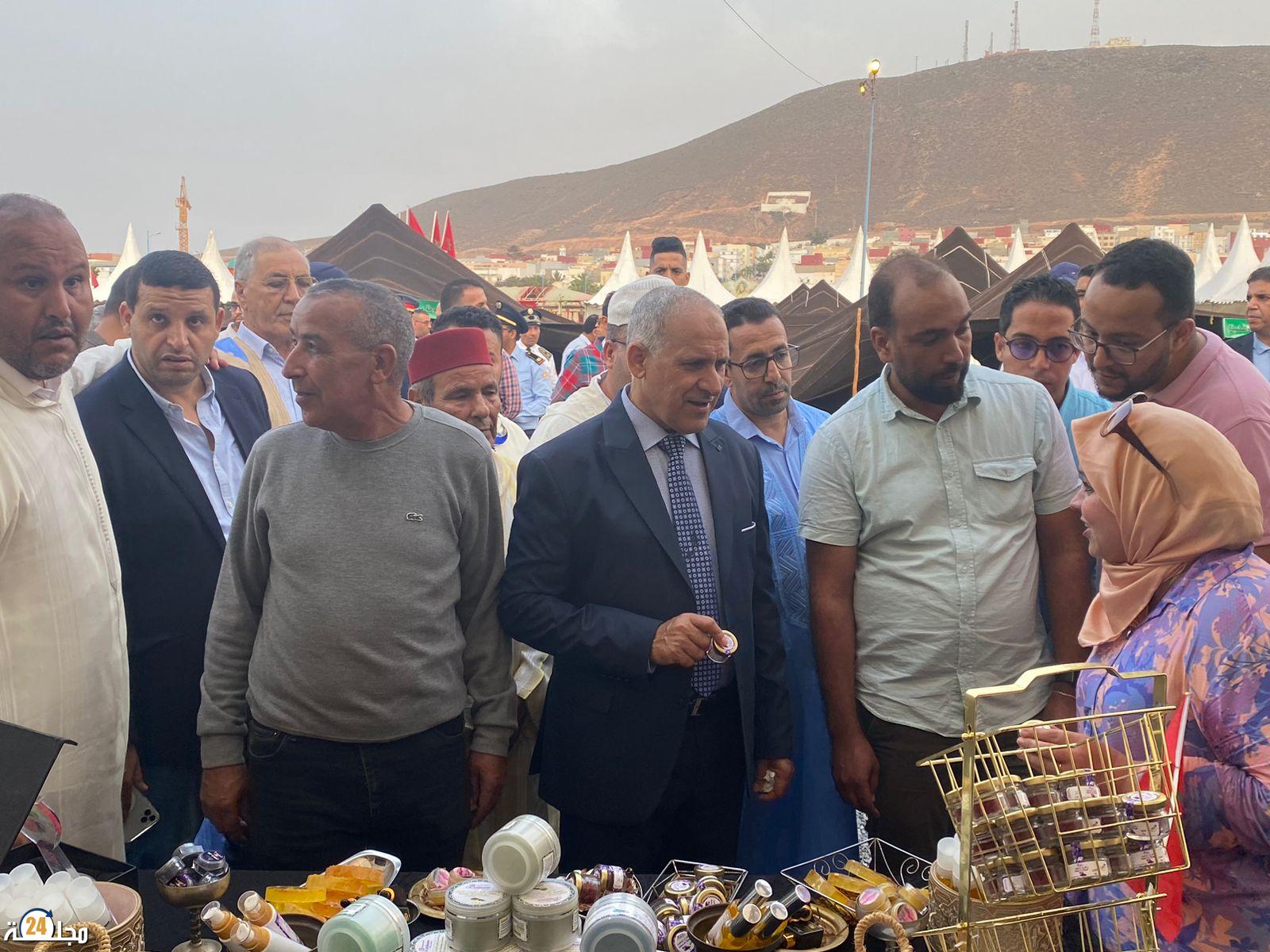 إفتتاح مهرجان تثمين المنتوجات المجالية والتنمية السياحية بسيدي افني