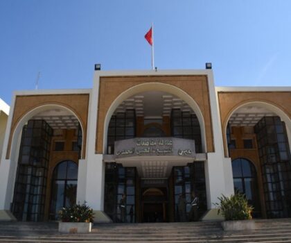 المرصد الوطني يحارب الفساد ويصون حقوق المواطنين في منطقة الصخور السوداء خلال جائحة كورونا وما بعدها