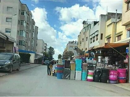 ظاهرة احتلال الملك العمومي في مدينة سطات: التقاعس والحاجة إلى إجراءات فورية