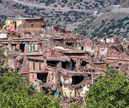 أخنوش الحكومة ستسخر كل الإمكانيات لإعادة بناء المنازل والمدارس والمستشفيات المتضررة من الزلزال