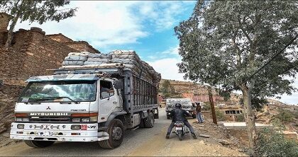 سطات..إدانة سائق سيارة نفعية بتهمة الاستيلاء على مساعدات ضحايا الزلزال