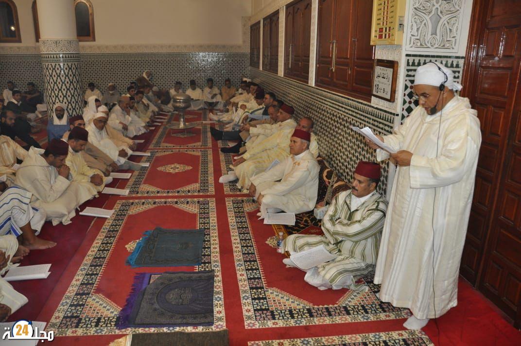 سيدي إفني: عامل الاقليم يترأس إحياء ليلة المولد النبوي الشريف