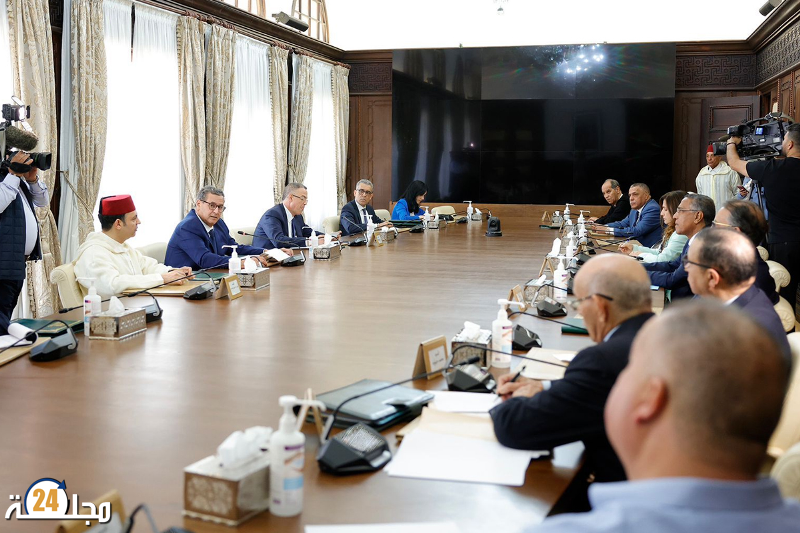 لتفعيل الدعم الاجتماعي للأسر..أخنوش يجتمع بالمركزيات النقابية