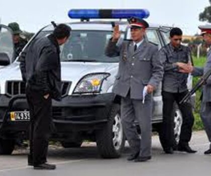 اعتقال أشخاص تورطوا في عملية اعتداء على عناصر دورية الدرك الملكي بالعطاوية من طرف البلطجية