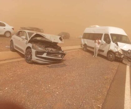 بسبب الزوابع الرملية.. مصرع ثلاثة أشخاص على الطريق السيار بين الدار البيضاء و اكادير
