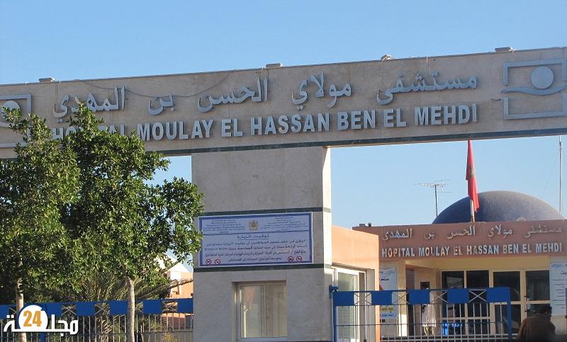 العيون….. مدير مديرية الموارد البشرية بوزارة الصحة و الحماية الاجتماعية في زيارة لمدينة العيون و التسير الإداري حاضر على طاولة النقاش
