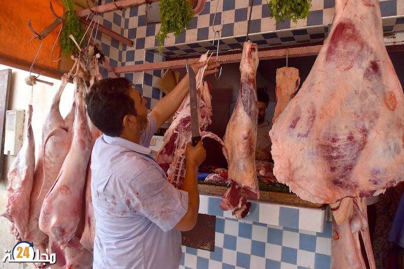 أسعار اللحوم ترتفع رغم استيراد الأبقار: التحديات والتفاؤل في السوق الوطنية