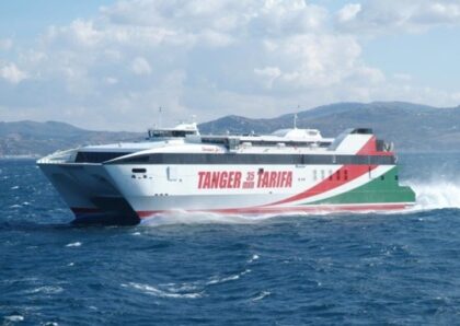 عطل في محرك باخرة يوقف رحلة بحرية تربط المغرب بإسبانيا وسط البحر