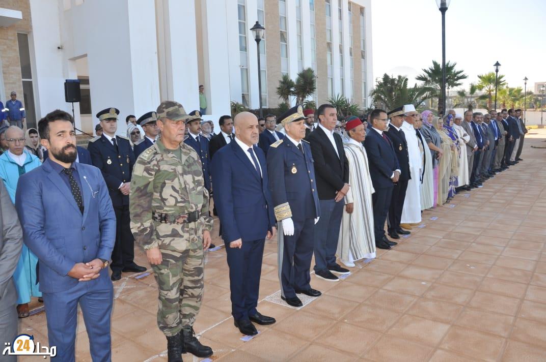 سيدي إفني: احتفالا بالذكرى الثامنة والستين لعيد الاستقلال المجيد عامل الإقليم يترأس مراسم تحية العلم الوطني