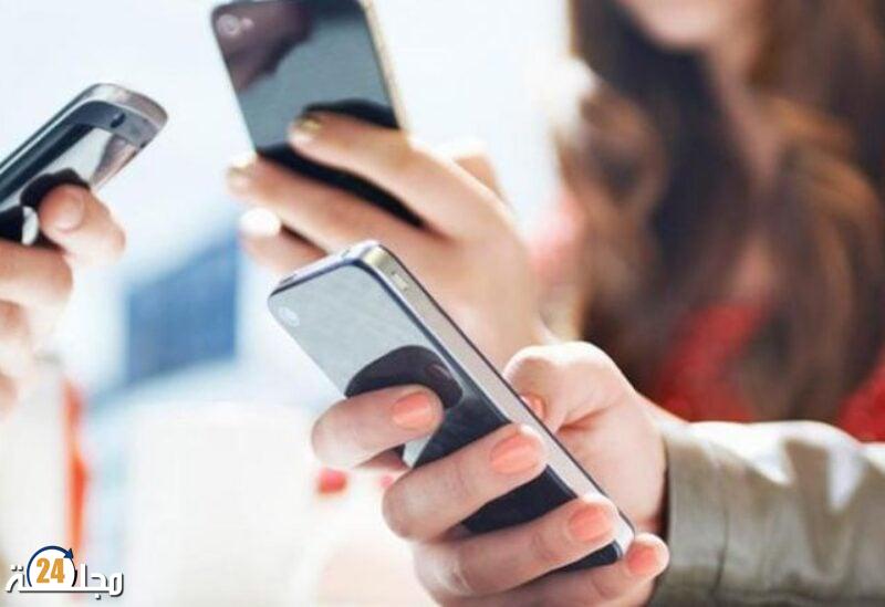 دراسة ضخمة تكشف المجموعة الأكثر عرضة لخطر إدمان الهواتف الذكية!
