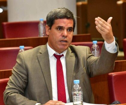 خلفيات عزل البرلماني العيدودي من رئاسة مجلس جماعة دار الكداري