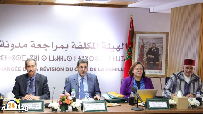 اللجنة المكلفة بمراجعة مدونة الأسرة تواصل الاستماع إلى الهيئات المدنية