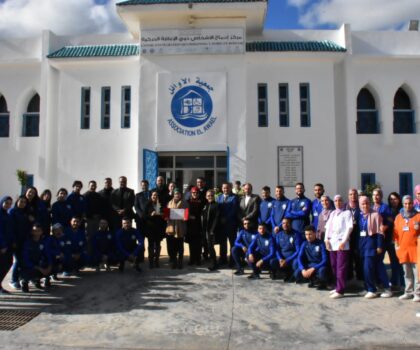 عامل عمالة المضيق والفنيدق يقوم بزيارة تفقدية لجمعية الأوائل