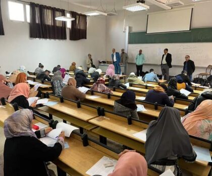 المكلف بأكاديمية كلميم واد نون يتفقد سير اختباراتا مباراة ولوج المراكز الجهوية لمهن التربية والتكوين للتوظيف