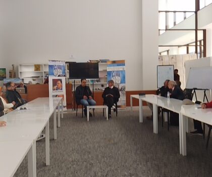 الناقد والأكاديمي بوشتى فرق زايد بماستر كلاس بالمهرجان الدولي للفيلم الوثائقي