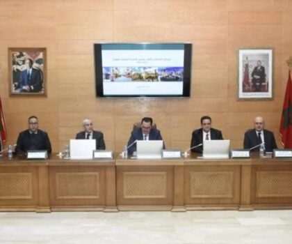 والي جهة طنجة تطوان الحسيمة يترأس اجتماعا موسعا