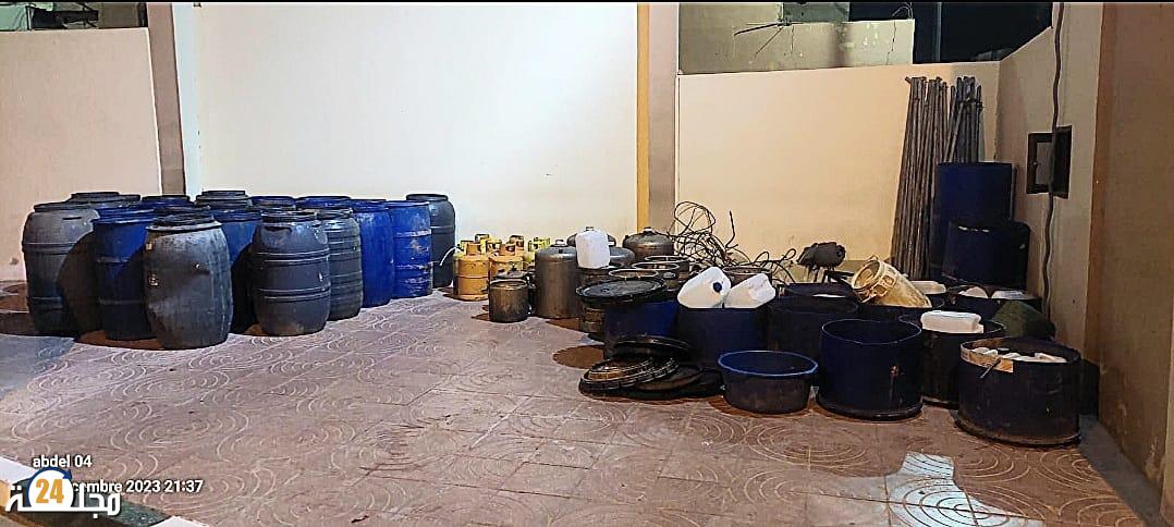 العيون….. عناصر الشرطة تتمكن من إيقاف شخص في عقده الرابع يشتبه تورطه في إعداد و ترويج مسكر الماحيا