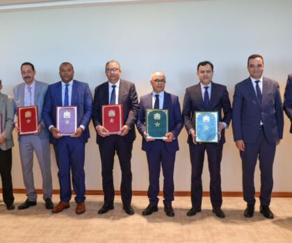 الحكومة توقع مع النقابات على محضر اتفاق حول النظام الأساسي الخاص بموظفي قطاع التربية الوطنية