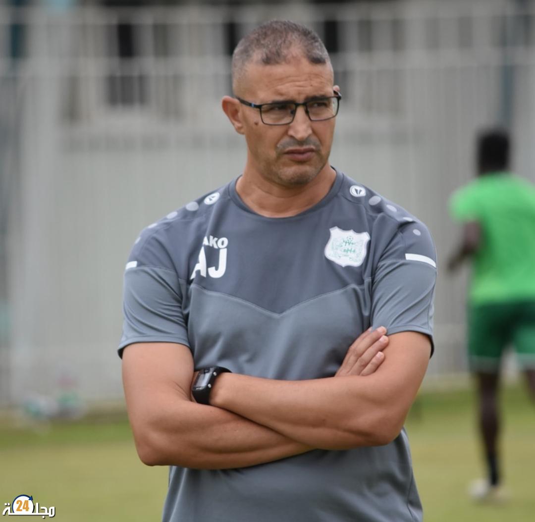 فسخ عقد المدرب الجيناني بعد هزيمة مدوية لفريق الدفاع الحسني الجديدي أمام شباب المسيرة