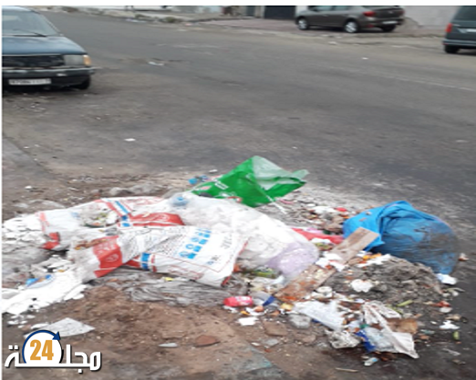 انتشار الأزبال يؤرق سكان مدينة الداخلة