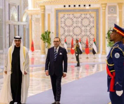 وسيلة إعلام: زيارة جلالة الملك لدولة الإمارات، “رمز قوي” للوحدة والتضامن بين البلدين