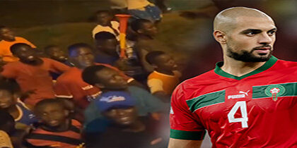 الجمهور الايفواري يتبع حافلة المنتخب المغربي ويهتف باسم “سفيان أمرابط” احتفالا بالتأهل