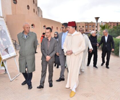 تيزنيت….. عامل الإقليم يقوم بزيارة تفقدية لمركز إيواء الأشخاص المشردين