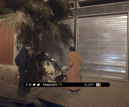 سلطات بيوكرى تواصل عملية إيواء حالات التشرد و كاميرا مجلة 24 ترصد حالة لسيدة و اطفالها