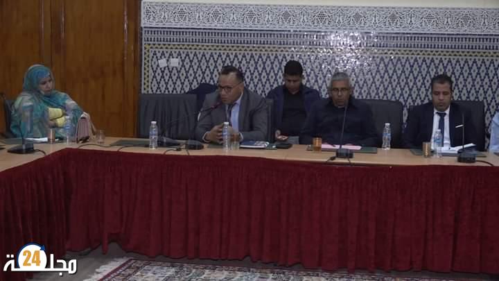 اللجنة الإقليمية للمقالع بعمالة باسا الزاك تجتمع بمقر العمالة