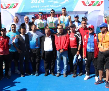عامل اقليم إنزكان ايت ملول يعطي انطلاقة البطولة الوطنية للدواثلون