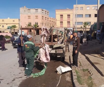 بيوكرى السلطات تقود حملات صارمة لتحرير الملك العمومي بالسوق المركزي