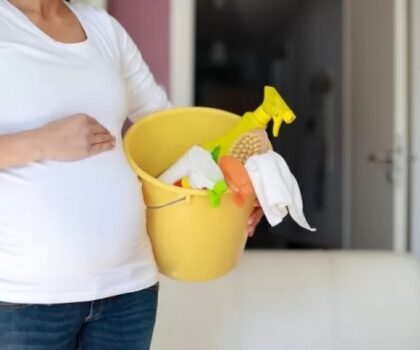 اكتشاف… التعرض للمواد الكيميائية المنزلية يصعب الحمل!