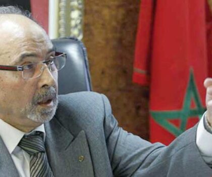 وفاة وسيط المملكة السابق عبد العزيز بنزاكور
