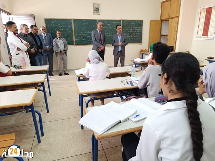 مدير الأكاديمية الجهوية للتربية والتكوين بجهة كلميم واد نون يقوم بزيارة تفقدية لعدد من المؤسسات التعليمية بإقليم طانطان