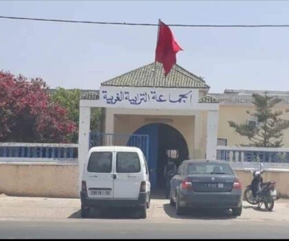 رئيس الجماعة الترابية الغربية بسيدي بنور يثير الجدل بمصادرة الحق المشروع للحصول على المعلومة