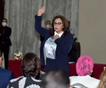 الرباط: احتجاج عشرات الموظفين والمستشارين بمجلس الرباط ضد العمدة أغلالو