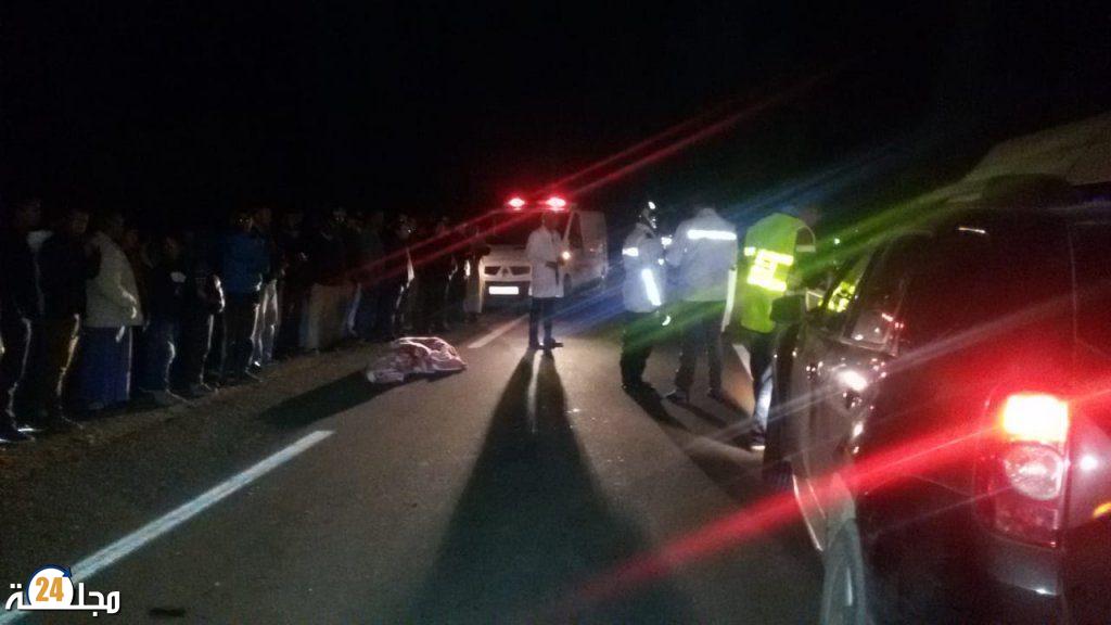 عاجل …سيارة أجانب تتسبب في مقتل شخص و إصابة آخر على الطريق السيار بضواحي سطات