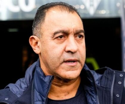 الركراكي يختار مساعداً جديداً لقيادة الأسود