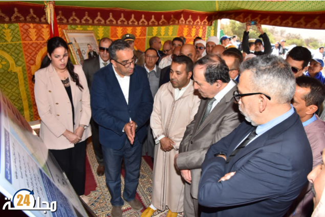 عامل اقليم تيزنيت يقوم بزيارة تفقدية لعدد من المشاريع المهيكلة بالاقليم